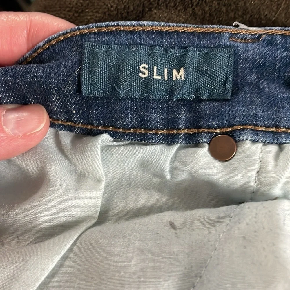 size 30x32 Aeropostale slim dark denim jeans